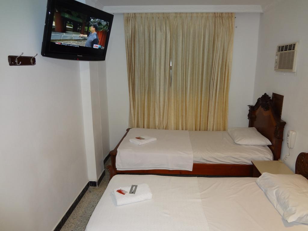 Hotel H21 Cali Chambre photo