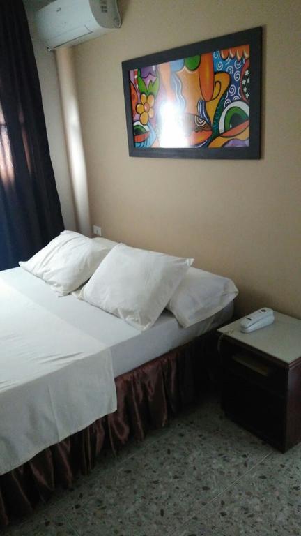 Hotel H21 Cali Extérieur photo