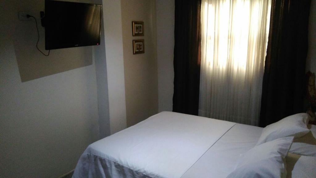 Hotel H21 Cali Extérieur photo